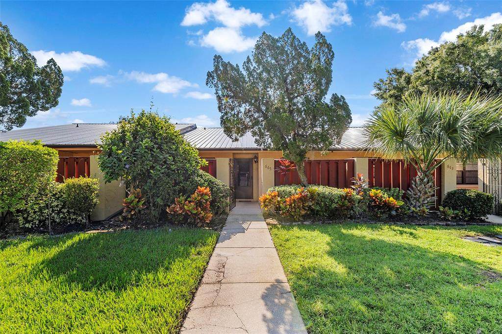 665 Broadmoor Circle - Photo 1