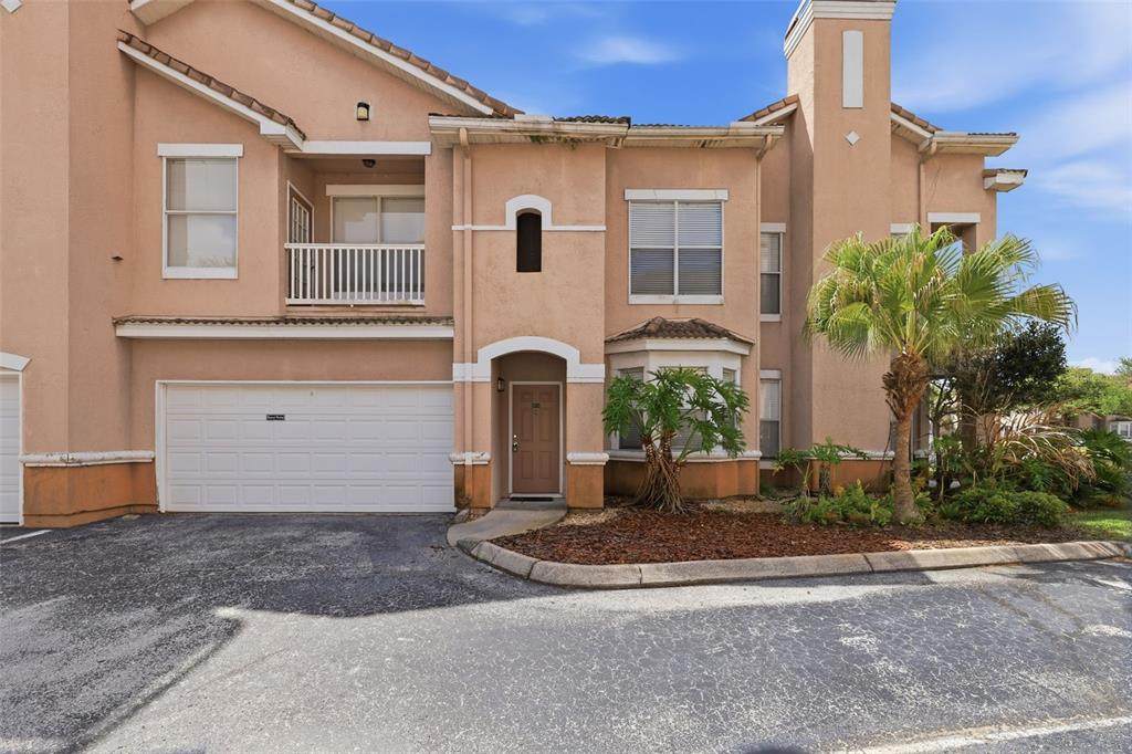 10504 Villa View Circle - Photo 1