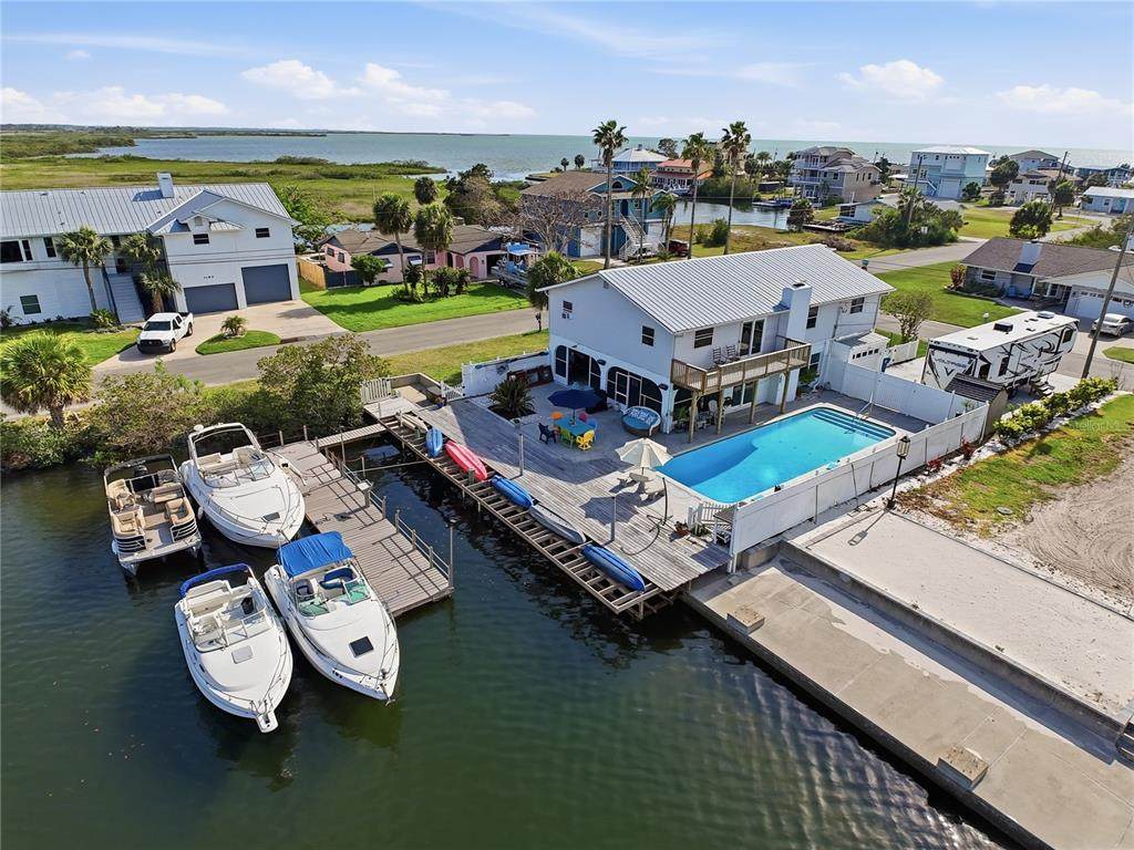 3173 Gulfview Drive - Photo 1