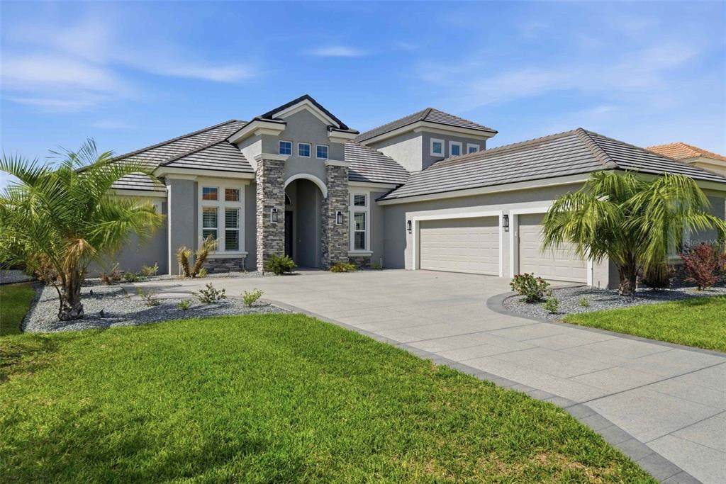 2210 Peakview Loop - Photo 1
