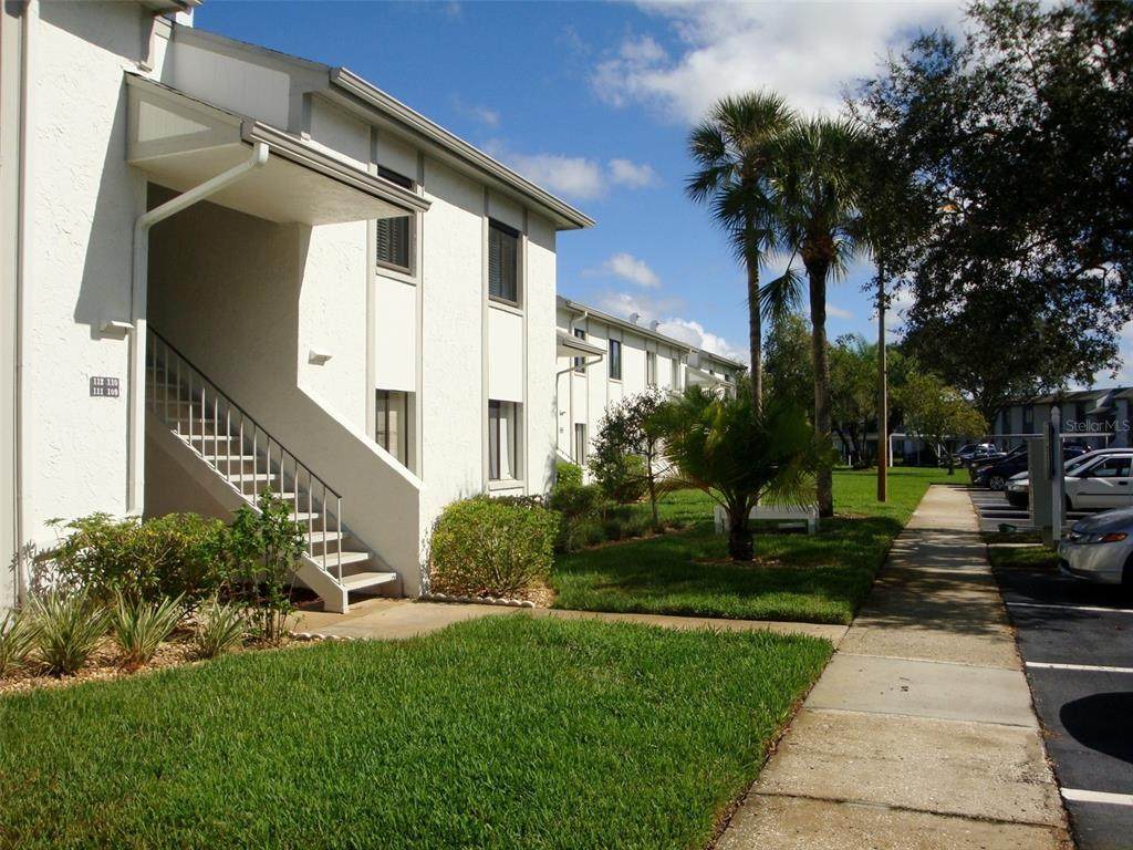 111 Cypress Court - Photo 1