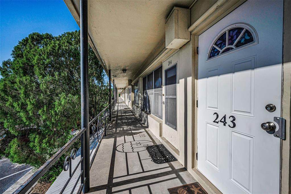 https://bt-photos.global.ssl.fastly.net/mfr/orig_boomver_1_TB8499500-2.jpg