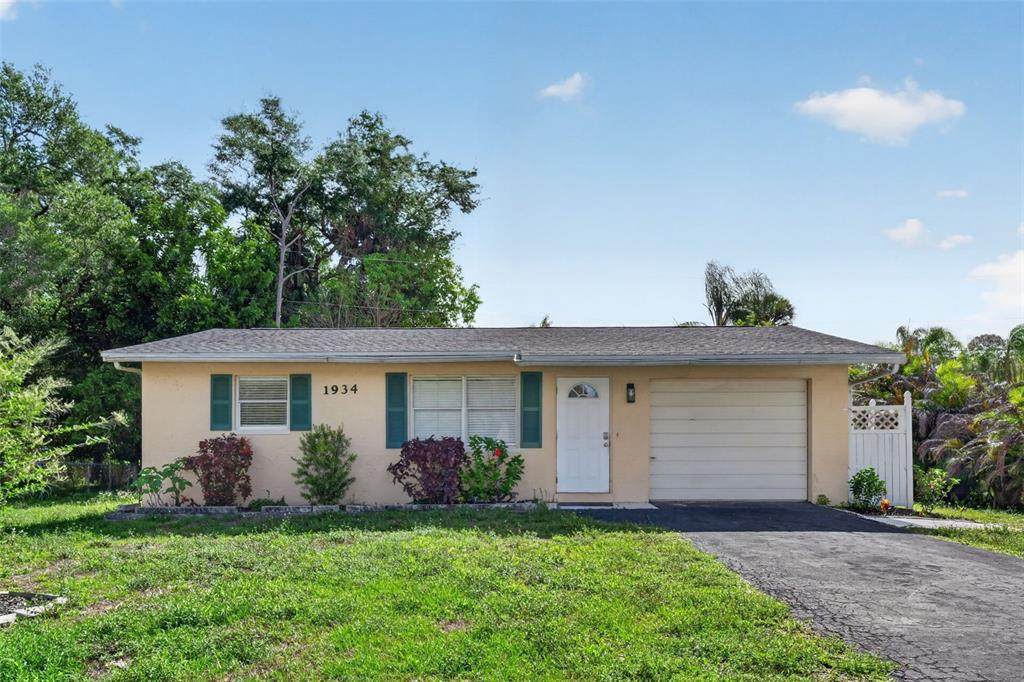 1934 Flamingo Drive - Photo 1