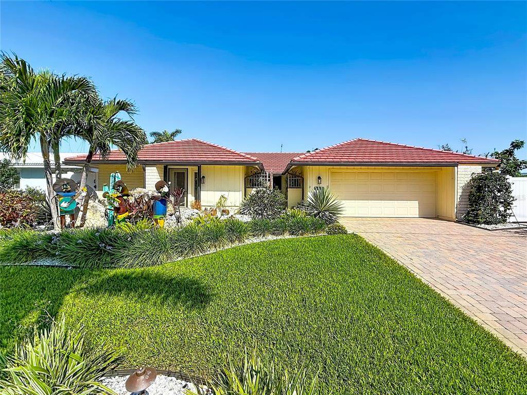 2162 Vina Del Mar Boulevard - Photo 1