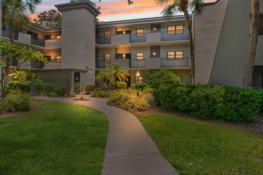 2650 Countryside Boulevard - Photo 1