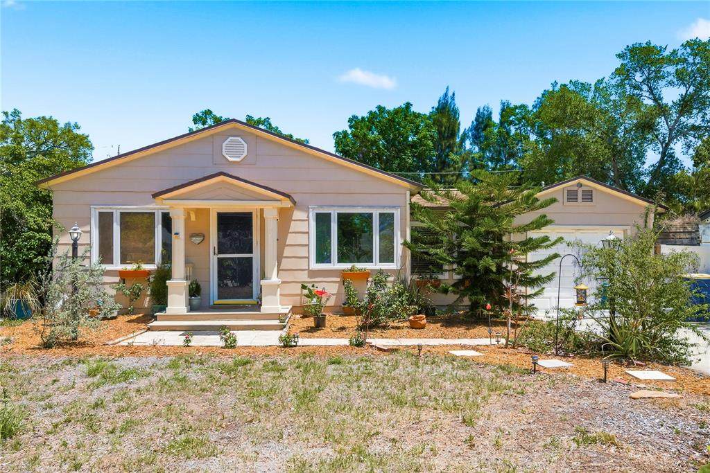 701 Crest Avenue - Photo 1