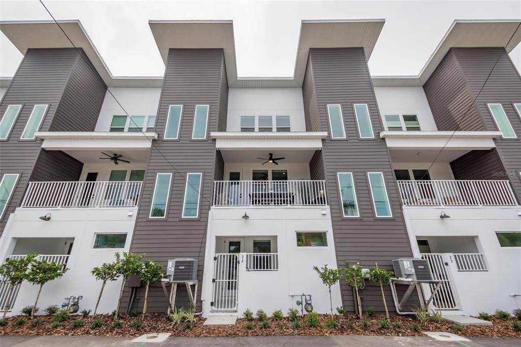 33 29TH Street - Photo 1