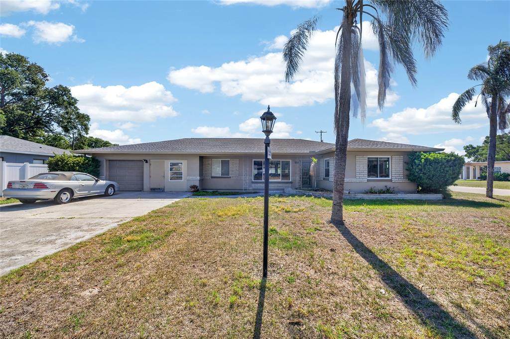 219 Saturn Avenue - Photo 1