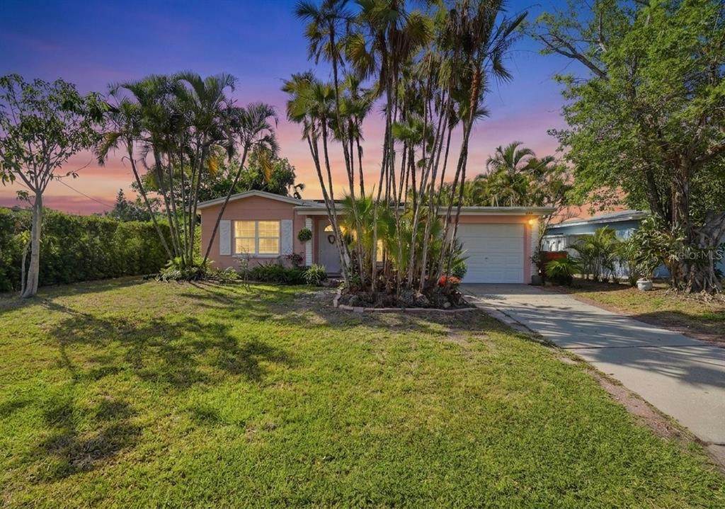 6650 Hibiscus Avenue - Photo 1