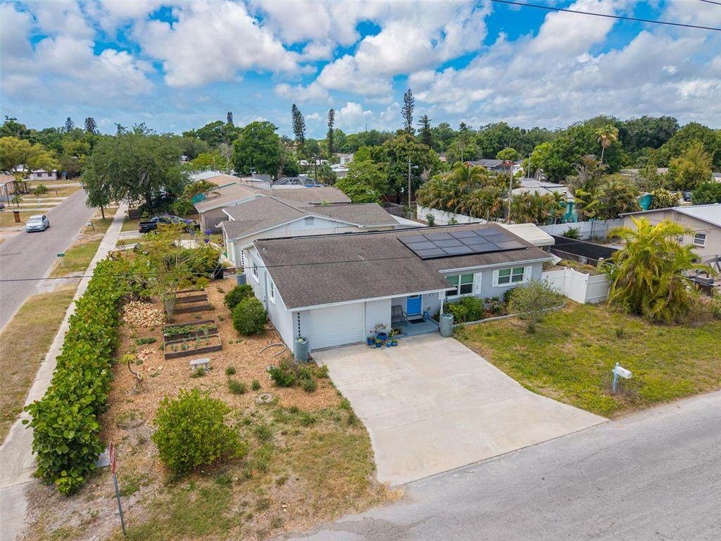1099 52ND Street - Photo 1