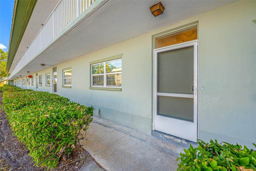1433 Belcher Road - Photo 1