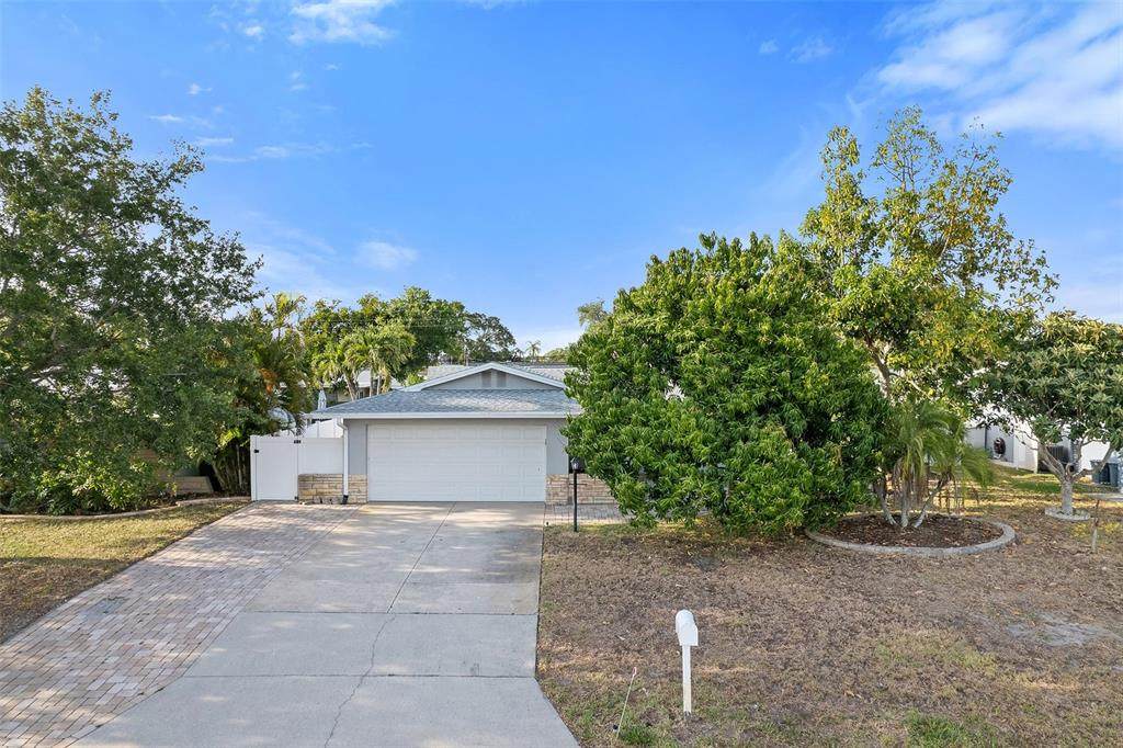 14233 102ND Avenue - Photo 1