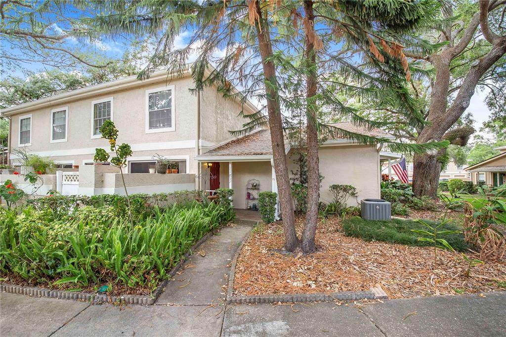 11857 Northtrail Avenue - Photo 1