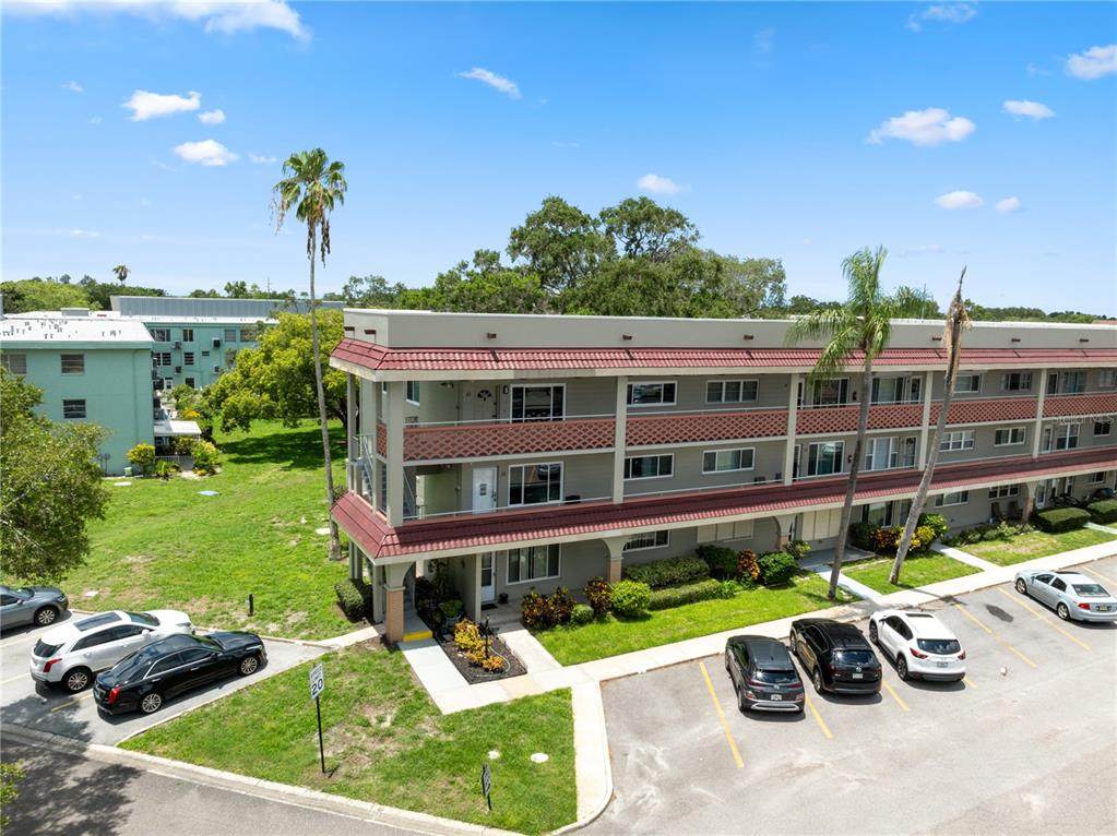 2072 Australia Way - Photo 1