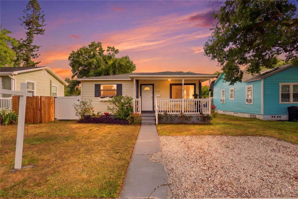 2850 15TH Avenue - Photo 1