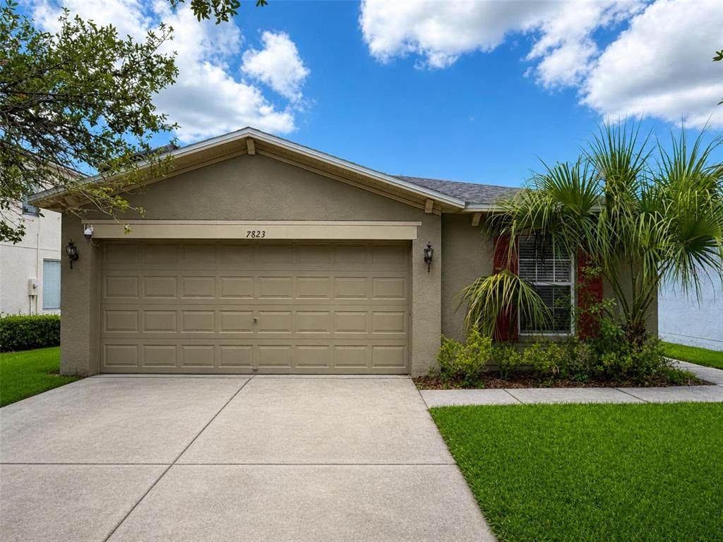 7823 Carriage Pointe Drive - Photo 1