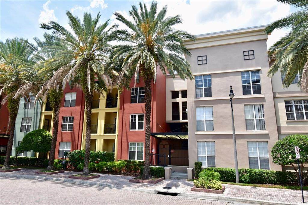 2402 Azeele Street - Photo 1