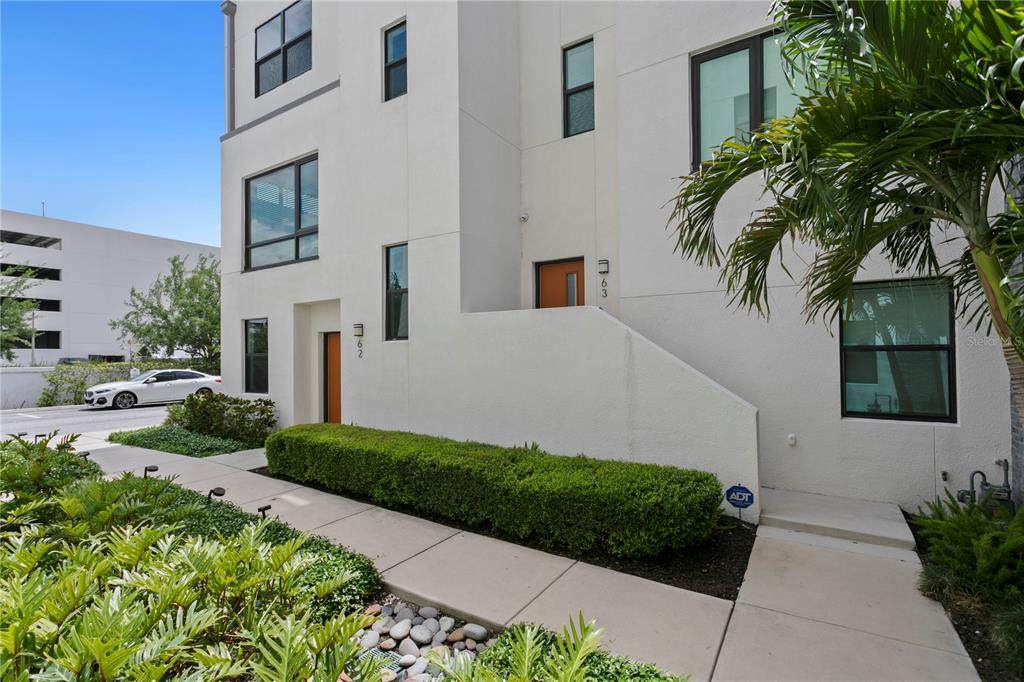 2511 Grady Avenue - Photo 1