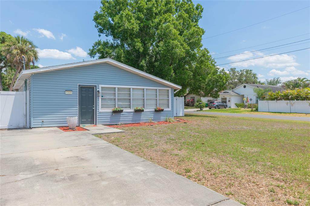 7316 West Shore Boulevard - Photo 1