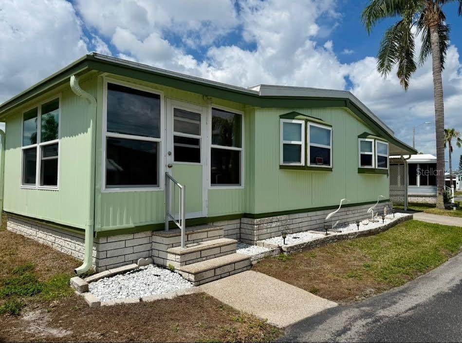 5112 Coquina Circle - Photo 1