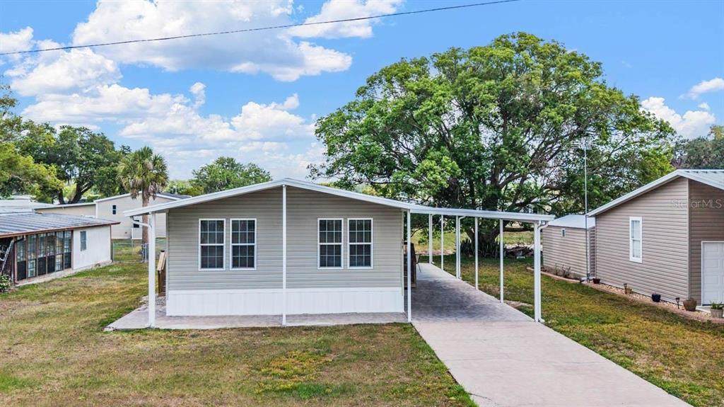 36747 Lakewood Drive - Photo 1