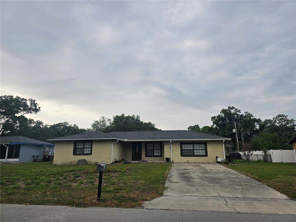 204 Jenny Way - Photo 1