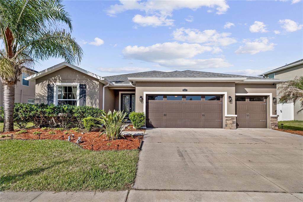 5453 Suncatcher Drive - Photo 1