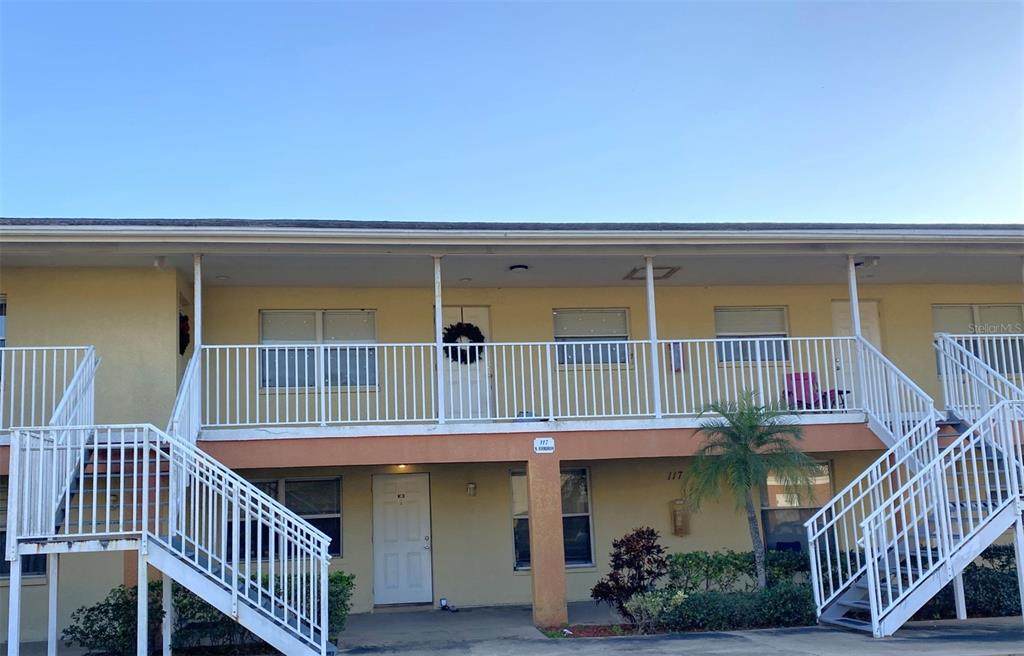 117 Evergreen Avenue - Photo 1