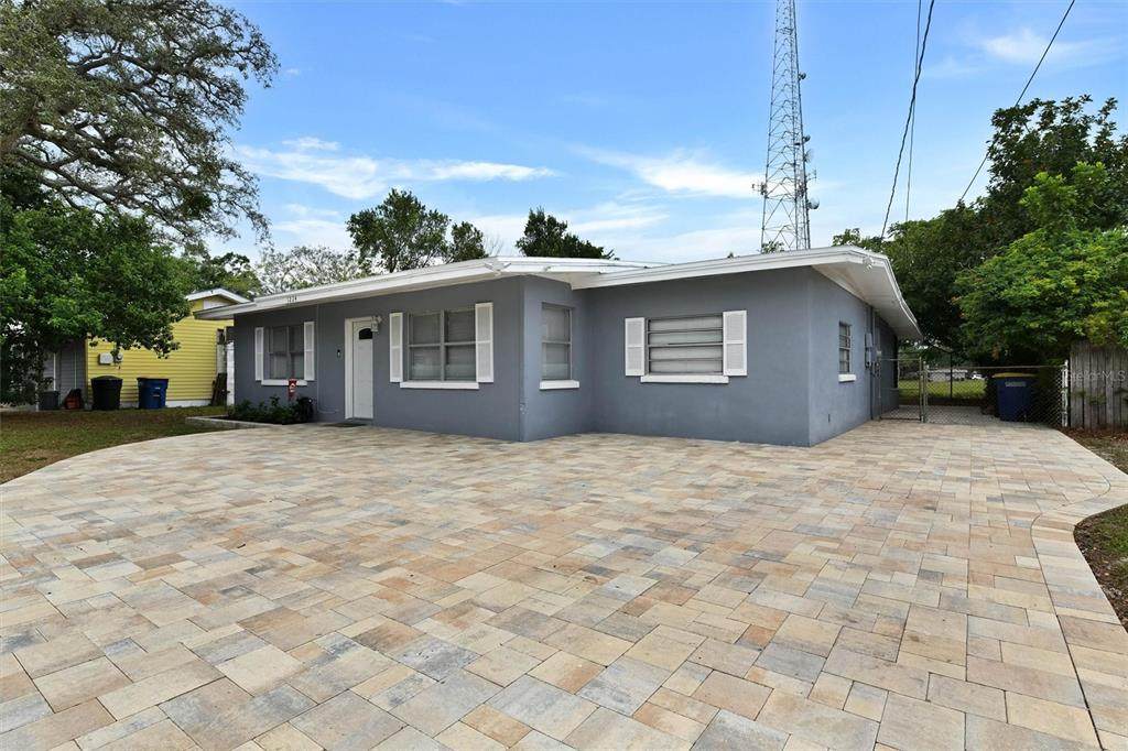 1224 Bellevue Boulevard - Photo 1