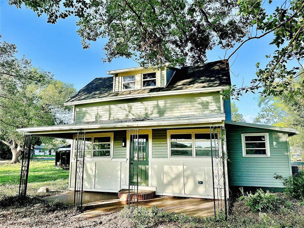 5654 12TH Street - Photo 1