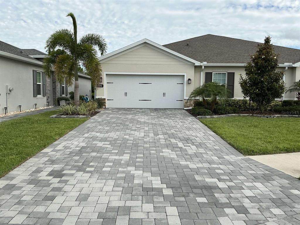 1982 Palms Drive - Photo 1