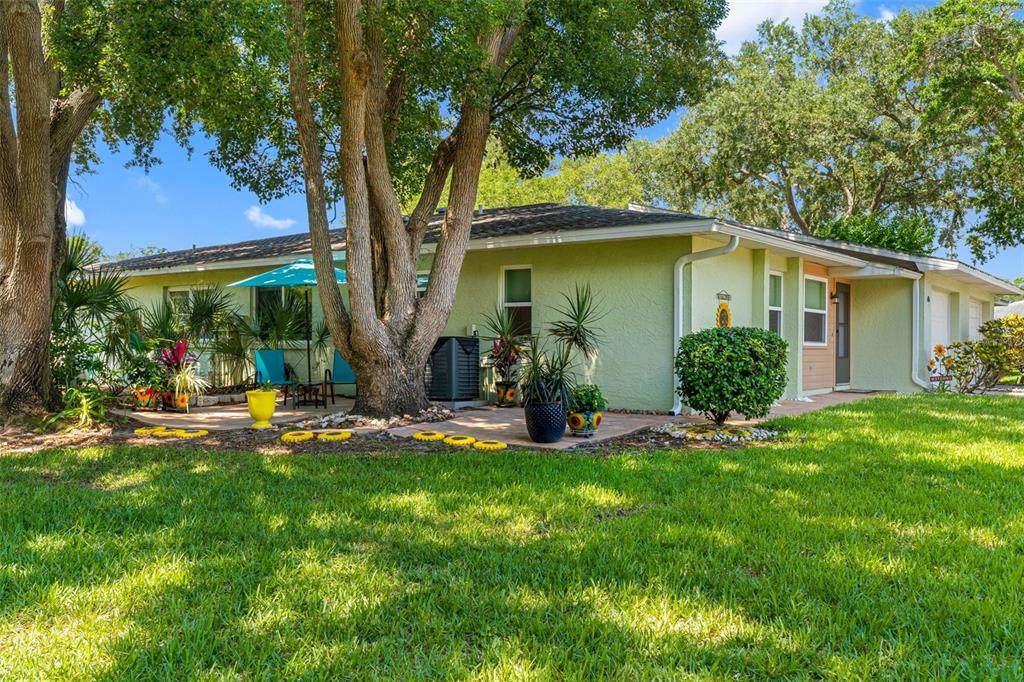 1150 Orange Tree Circle - Photo 1