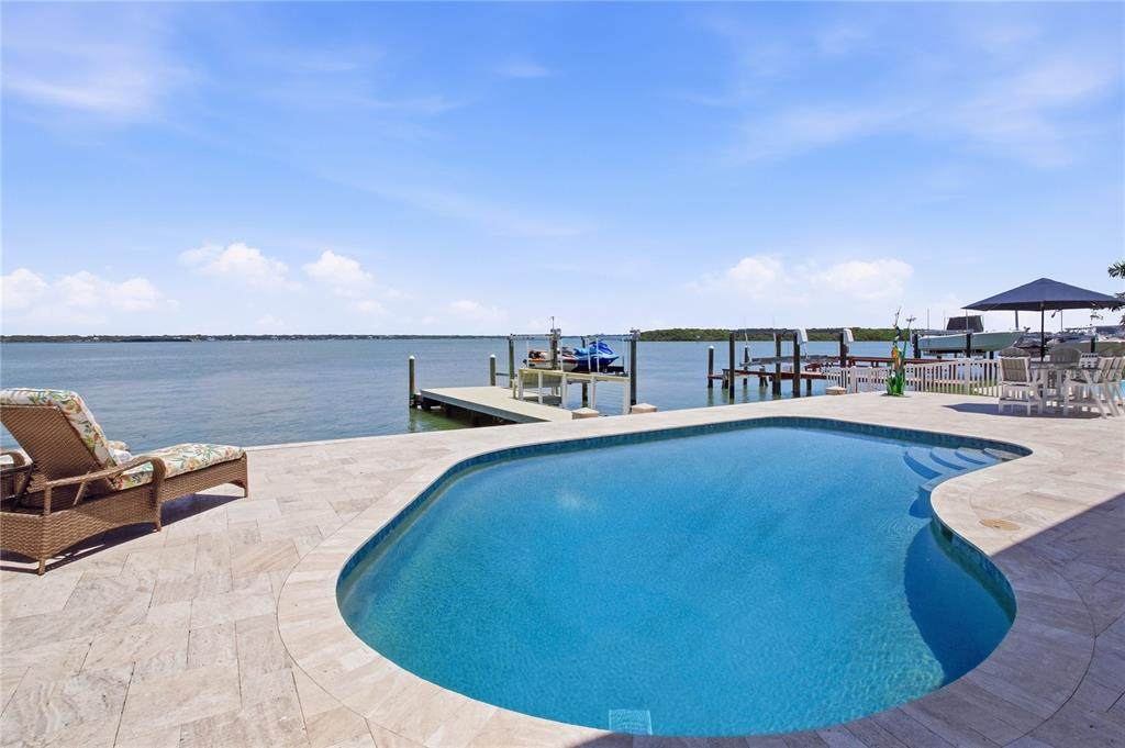 547 Johns Pass Avenue - Photo 1