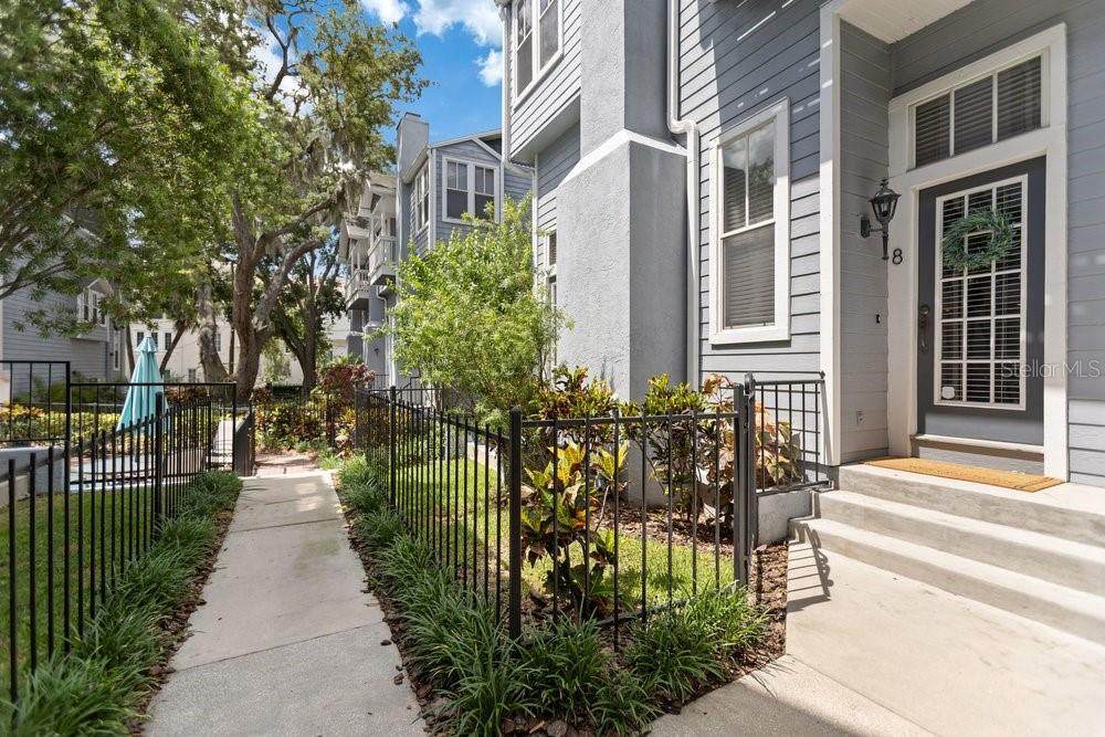 919 Rome Avenue - Photo 1
