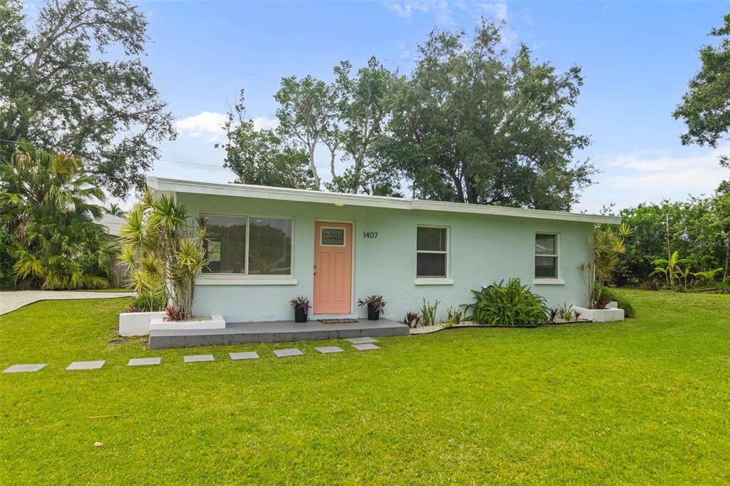 1407 Coral Ridge Drive - Photo 1