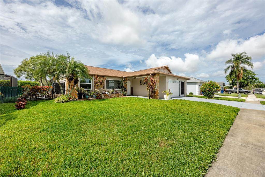 8220 Tarsier Avenue - Photo 1