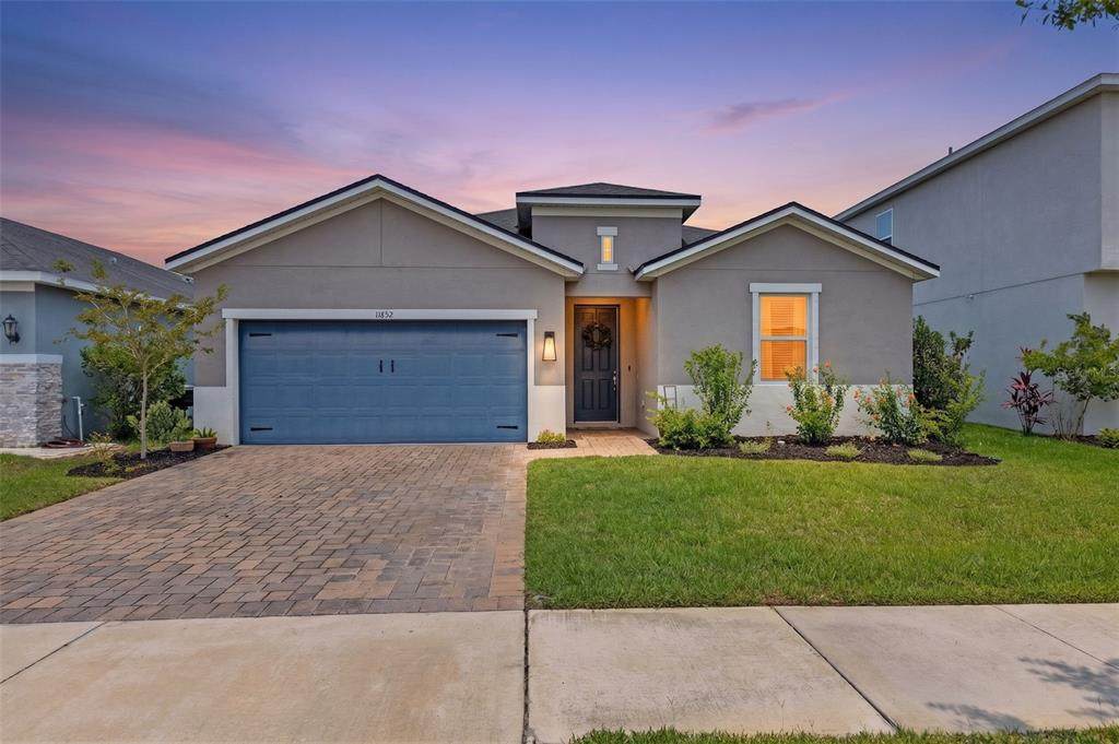 11832 Clare Hill Avenue - Photo 1