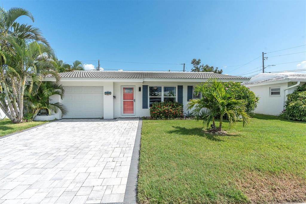 3715 98TH Avenue - Photo 1