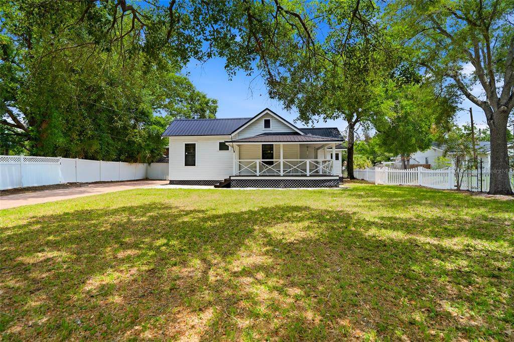 5602 Ola Avenue - Photo 1