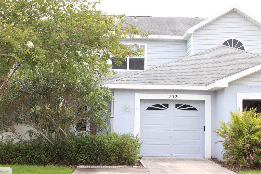 202 Hemingway Drive - Photo 1
