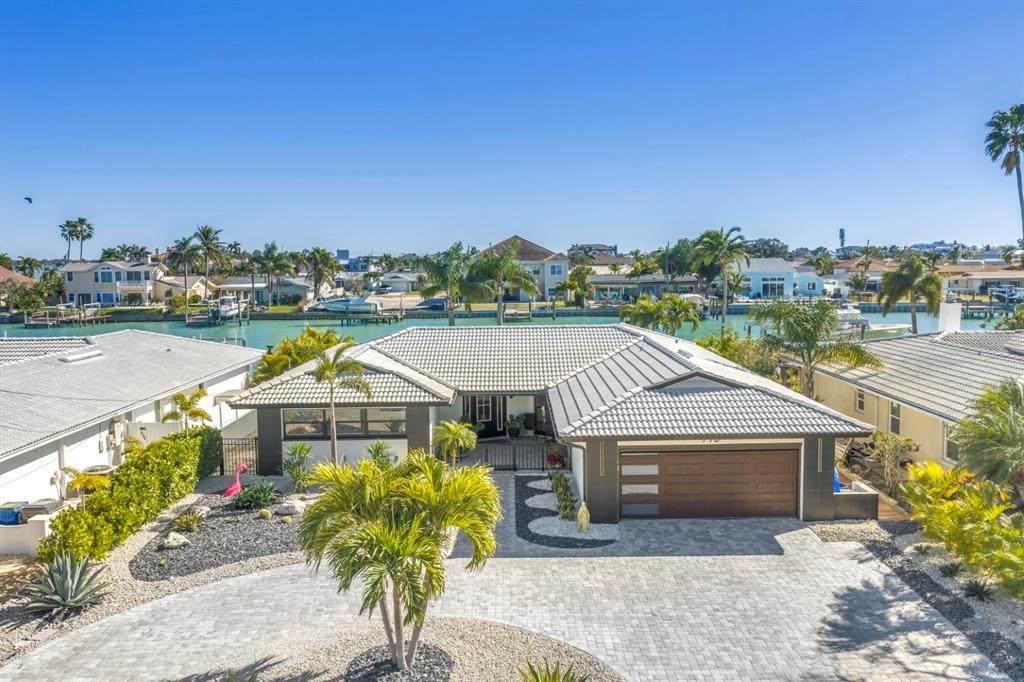 795 Capri Boulevard - Photo 1
