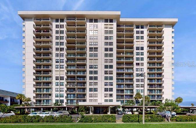 400 Island Way - Photo 1