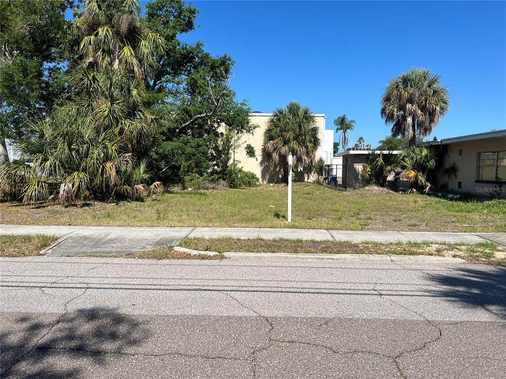 1104 Garden Street - Photo 1