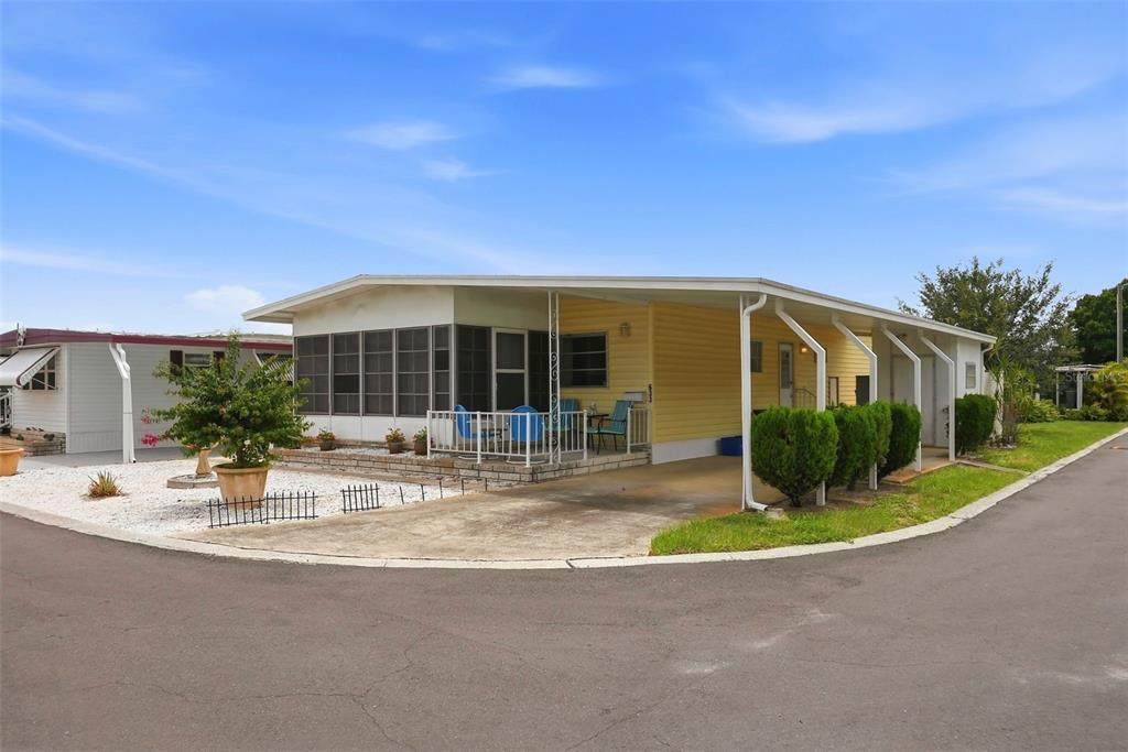 633 54TH WAY SOUTH Way - Photo 1