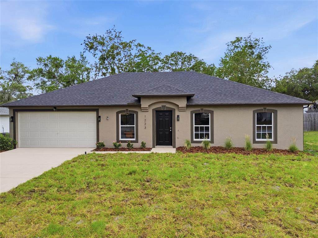 1223 Gatewood Avenue - Photo 1
