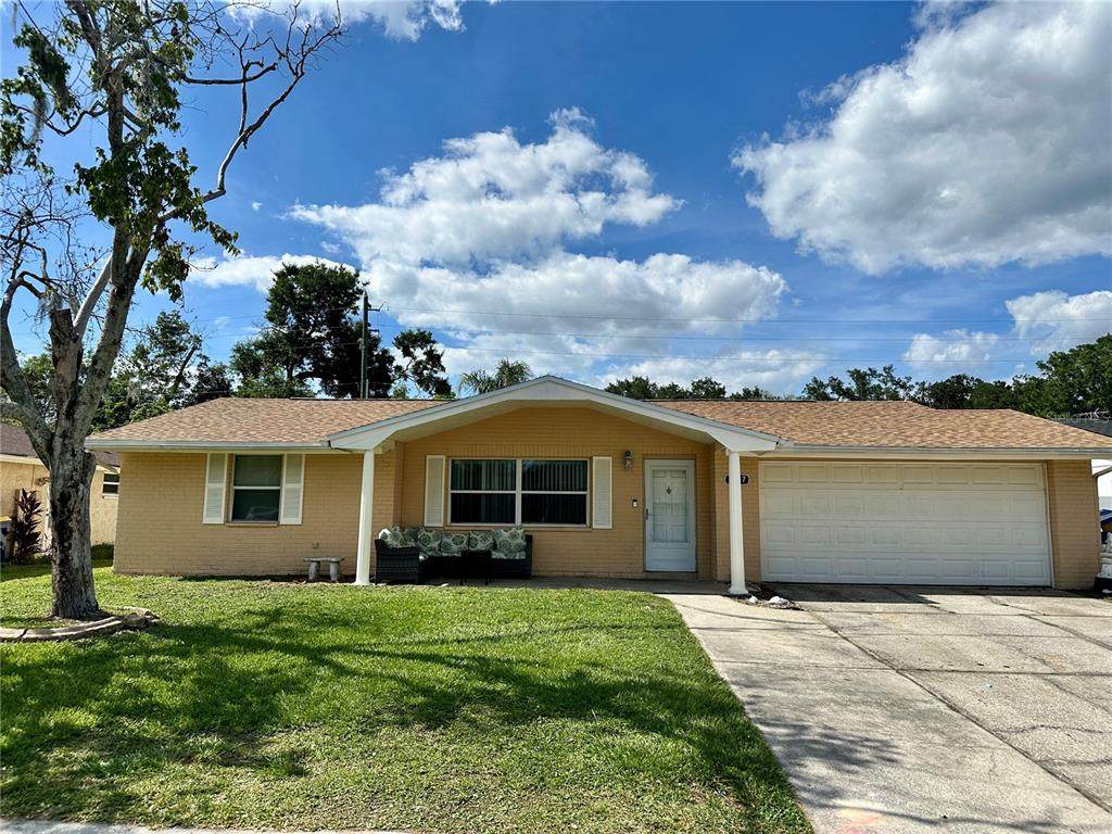 7917 Foxwood Drive - Photo 1