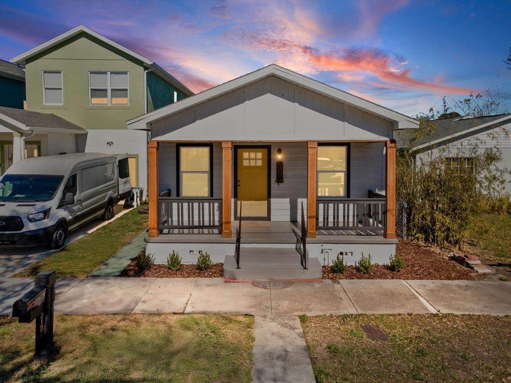 2107 Cherry Street - Photo 1