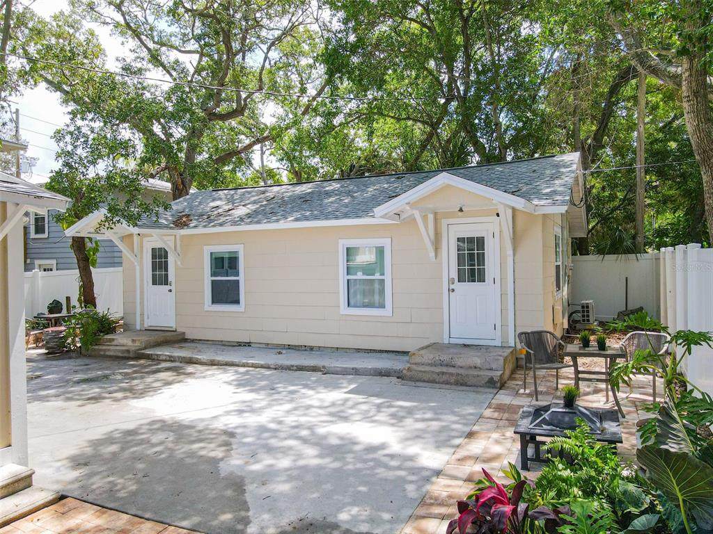 609 Osceola Avenue - Photo 1