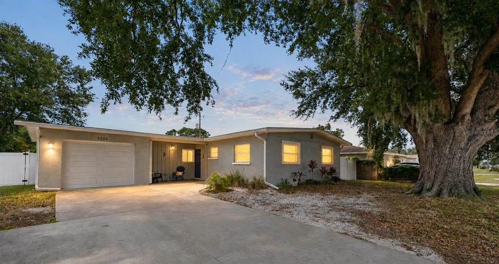 5005 Bee Ridge Road - Photo 1
