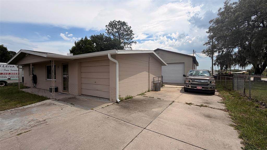 5 Carl Court - Photo 1